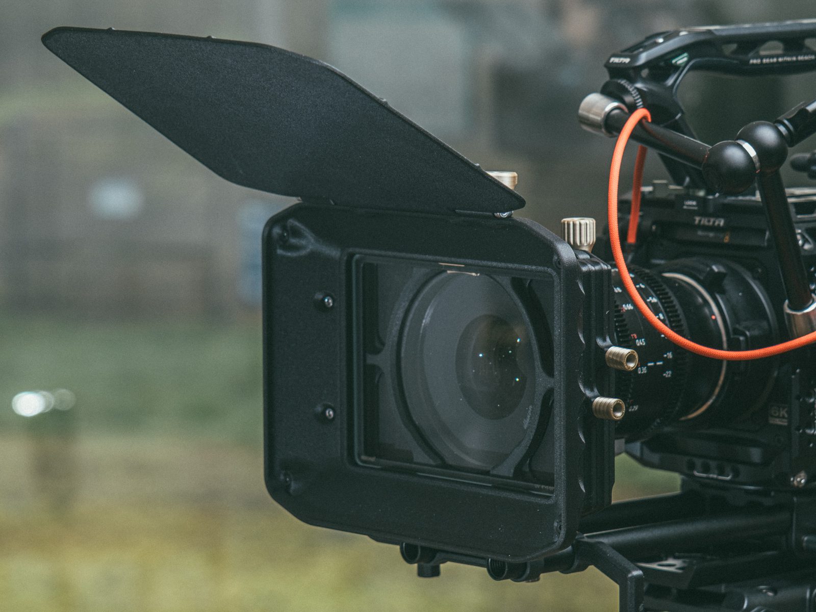 #1 Matte Box — vue 17