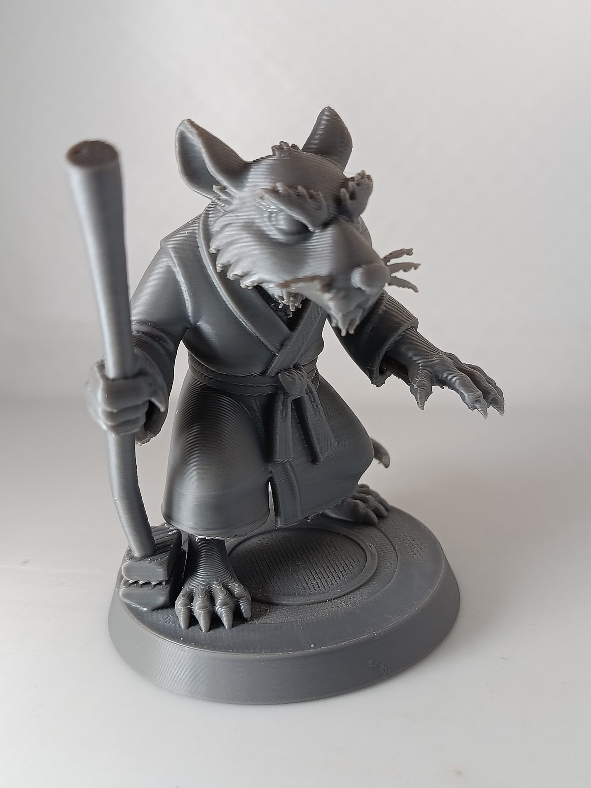 #2 Maitre Splinter debout Tortues Ninja — vue 4