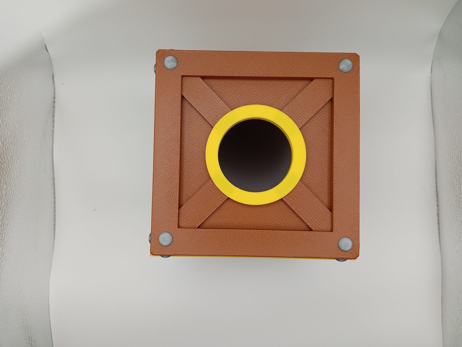 #3 TNT Crash Bandicoot - Tissue Box - Square — vue 5