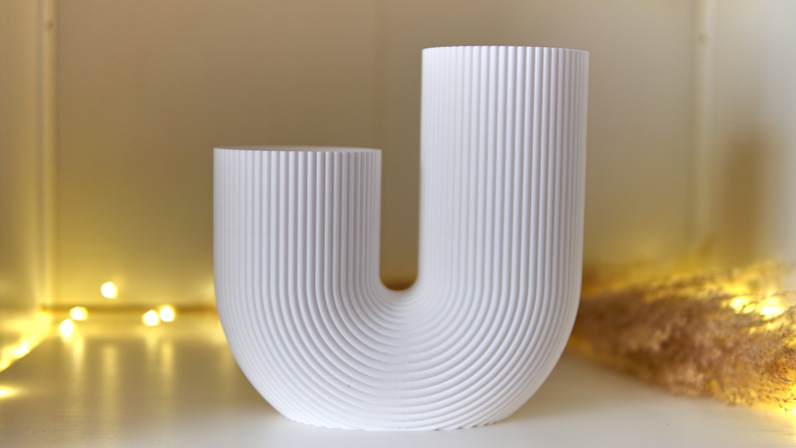 #5 Modern Vase — vue 2