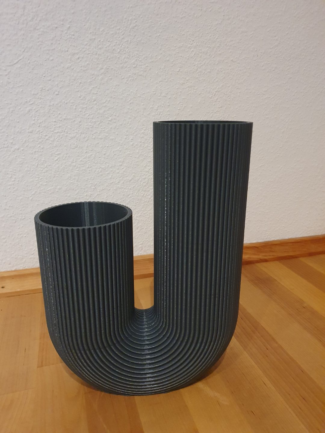 #5 Modern Vase — vue 7