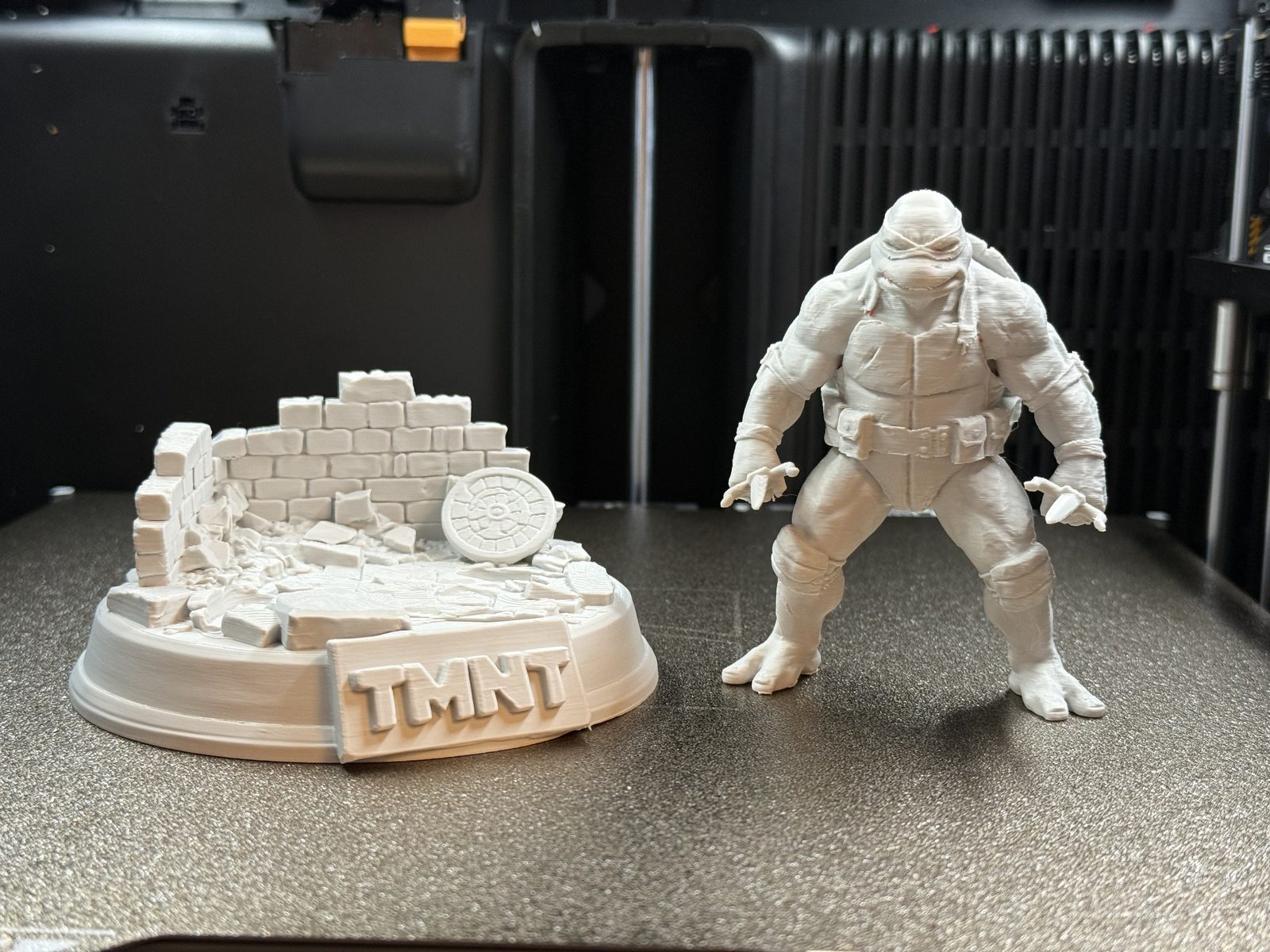#5 TMNT Raphael Sketch Statue Dual Color Optional — vue 3