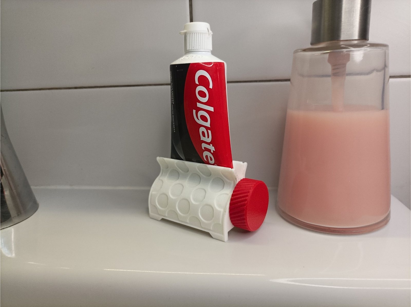 #6 Toothpaste Squeezer- External Gear — vue 10