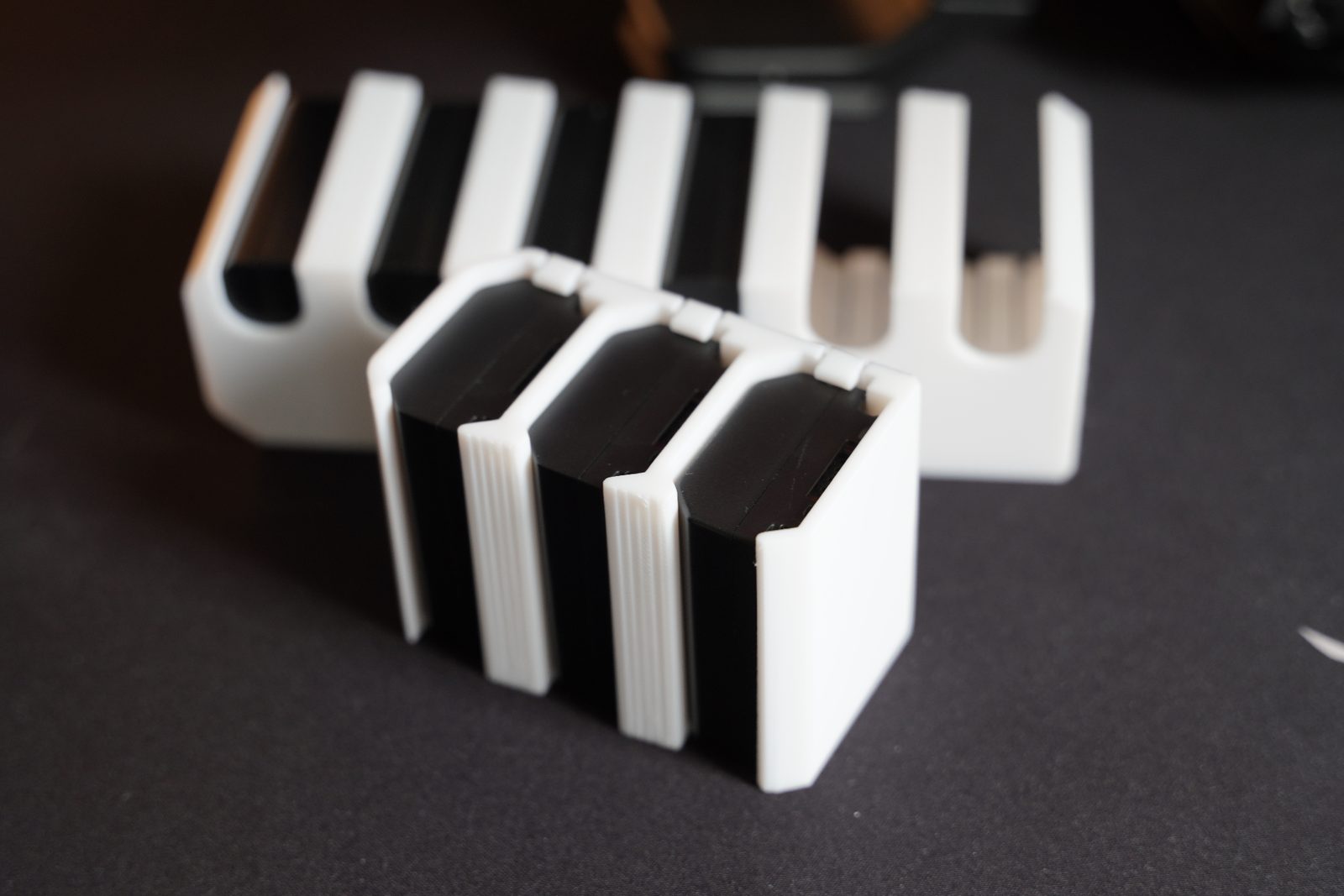 #7 NP-FZ100 Sony Battery Rack – Secure & Precise Fit — vue 9