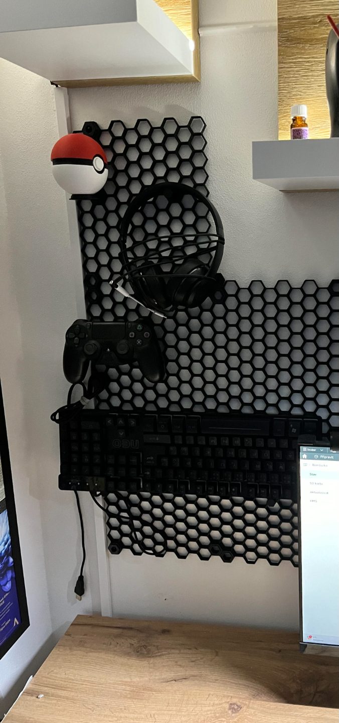 #8 HSW display shelf - round — vue 3
