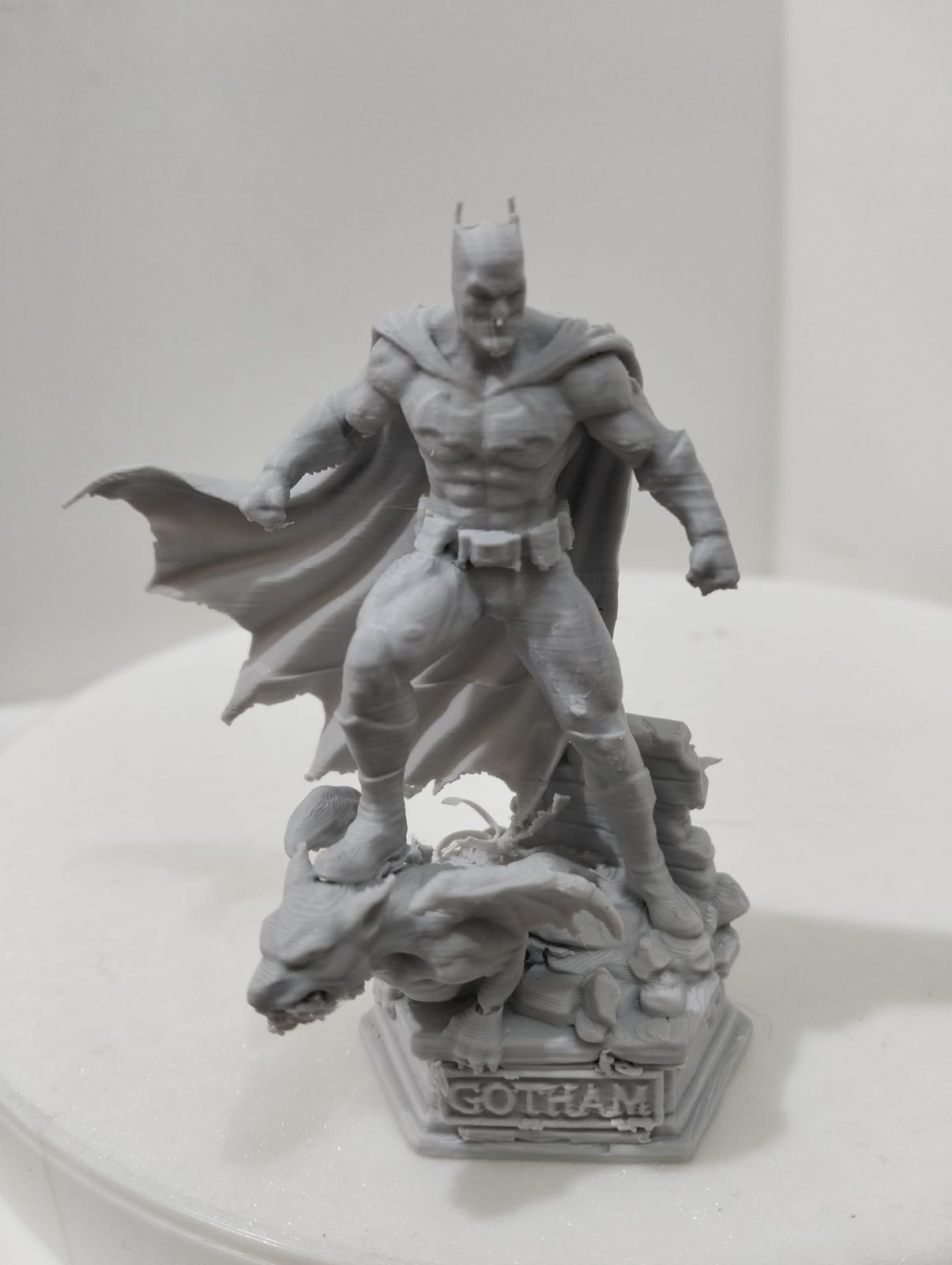 #12 BATMAN FIGURA VIGILANDO DESDE LA TORRE — vue 4