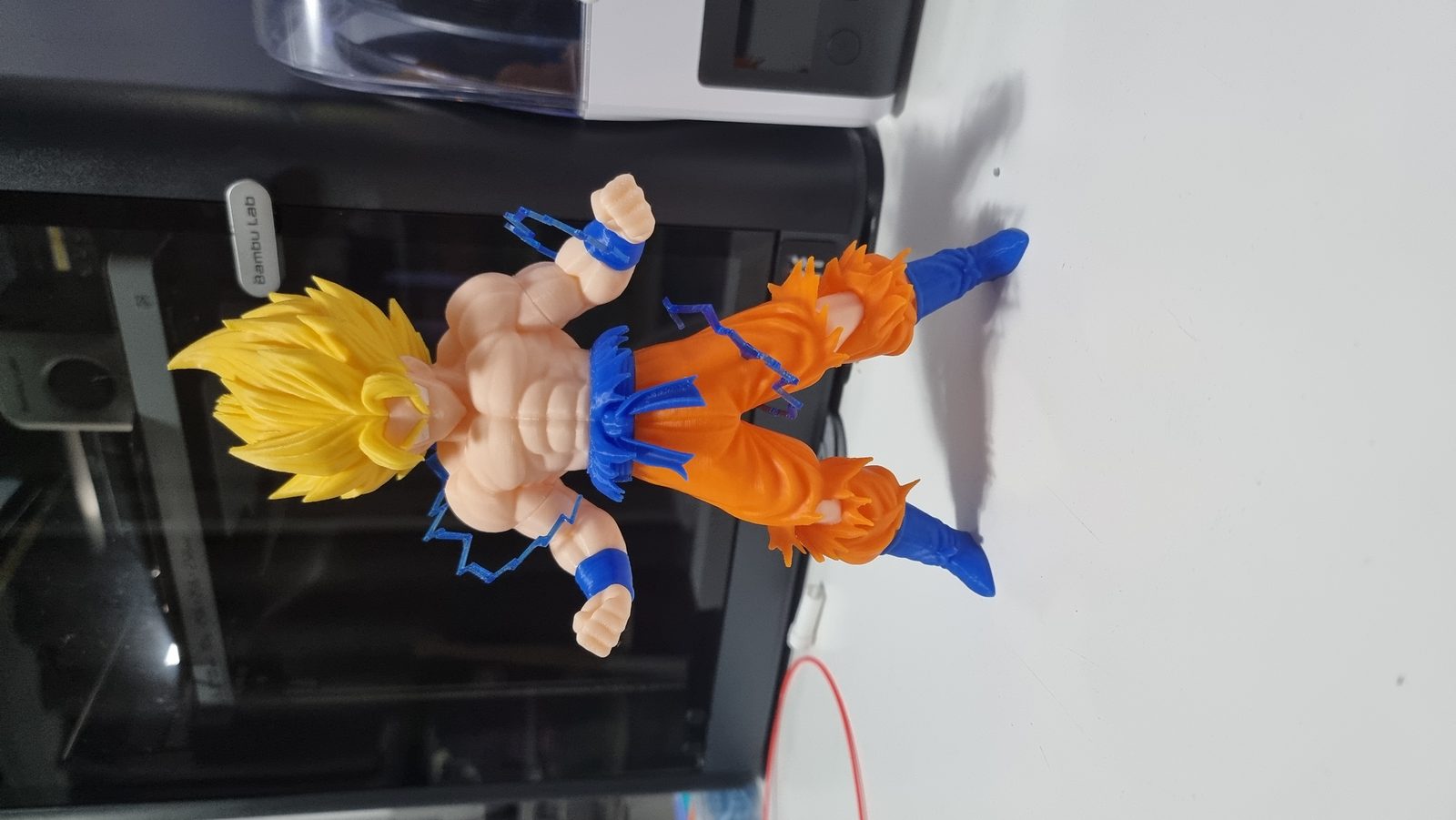 #14 Goku With Base FX — vue 17