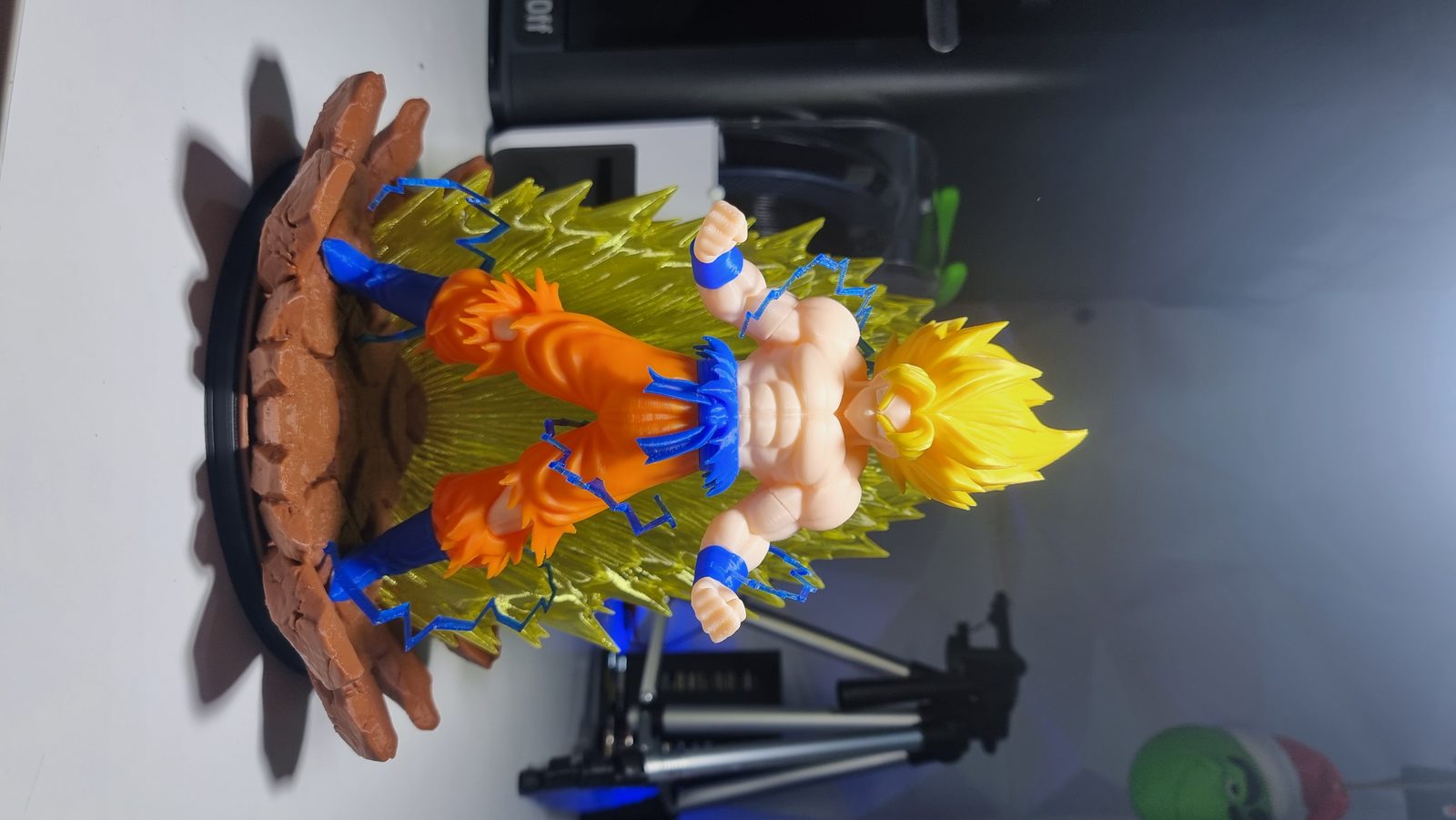 #14 Goku With Base FX — vue 22