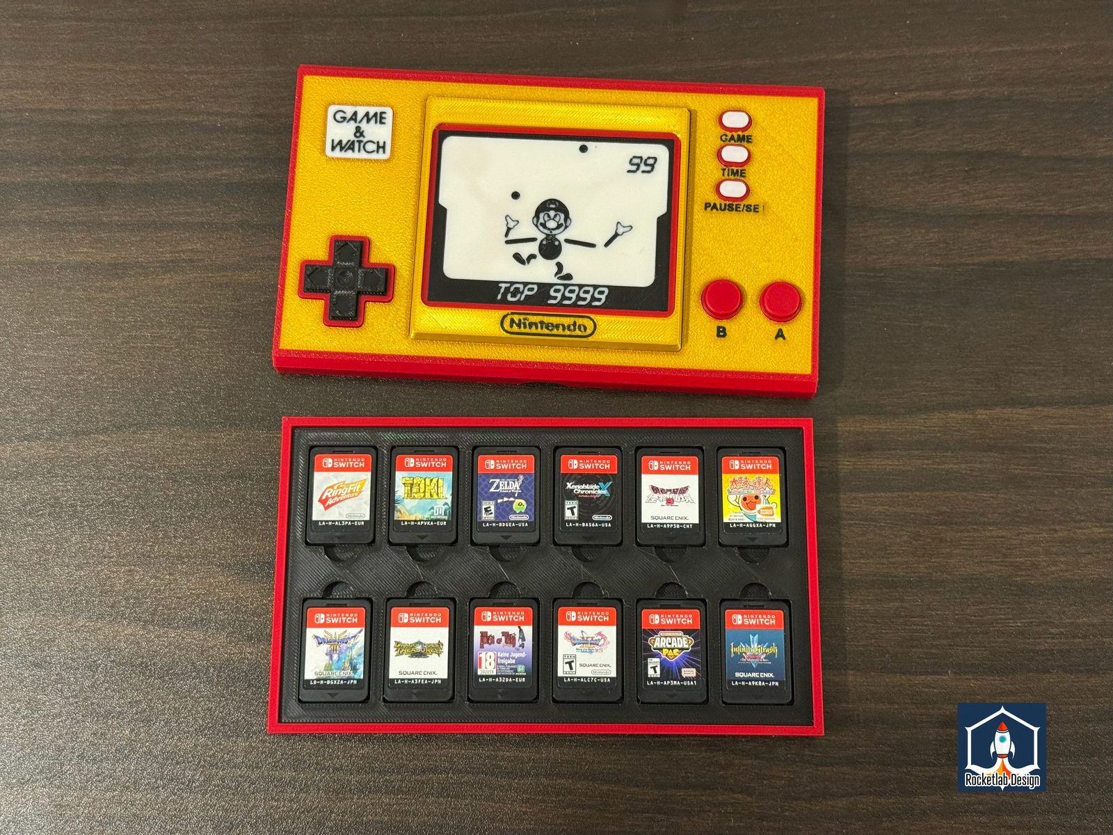#15 Game & Watch Nintendo Switch Game Card Storage Box — vue 3