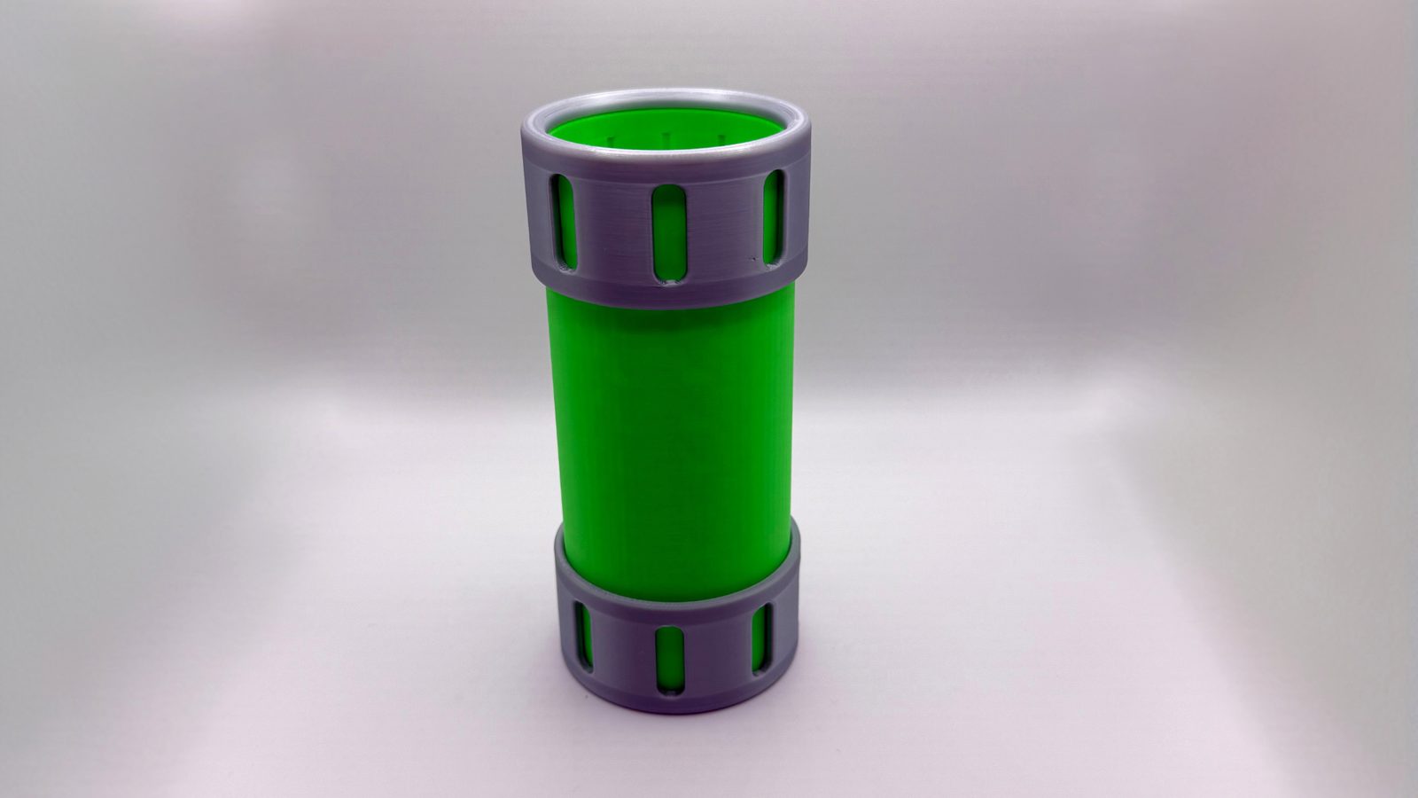 #16 kOOZEe – Slim Can Ooze-Inspired Drink Koozie — vue 3