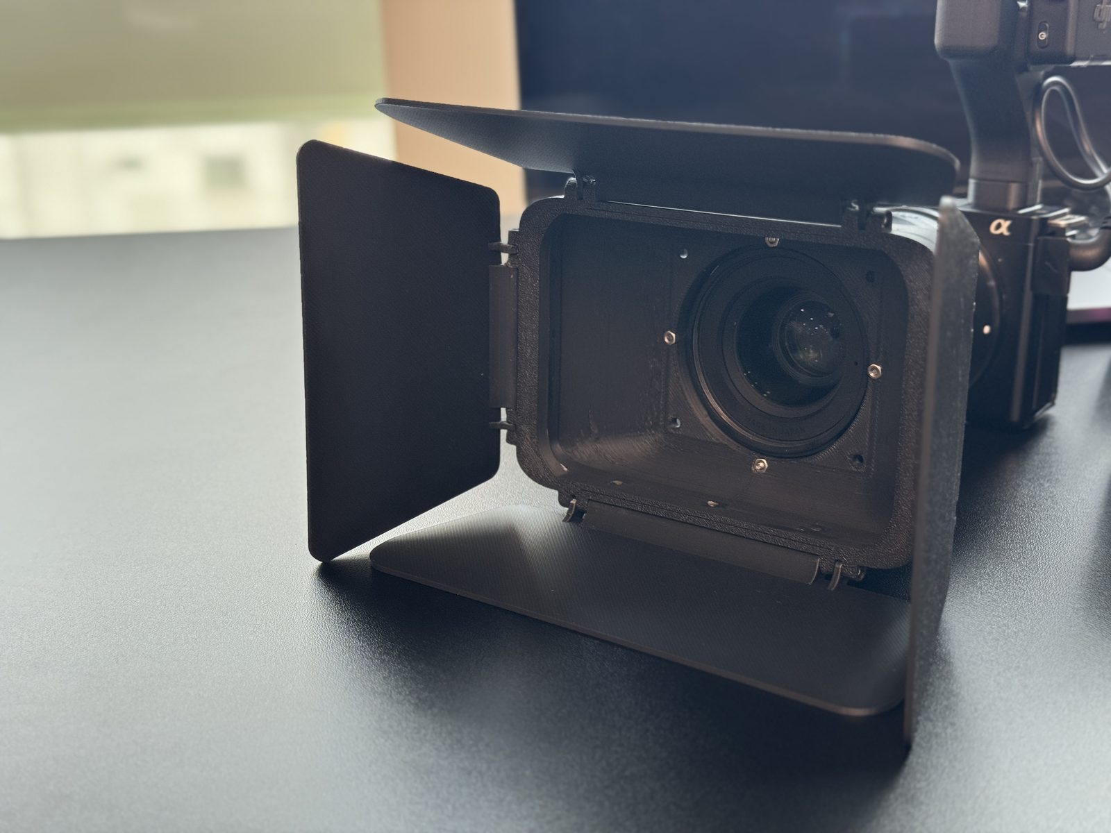 #18 ACC-MATTE BOX+GRIP HANDLE for Professional — vue 9