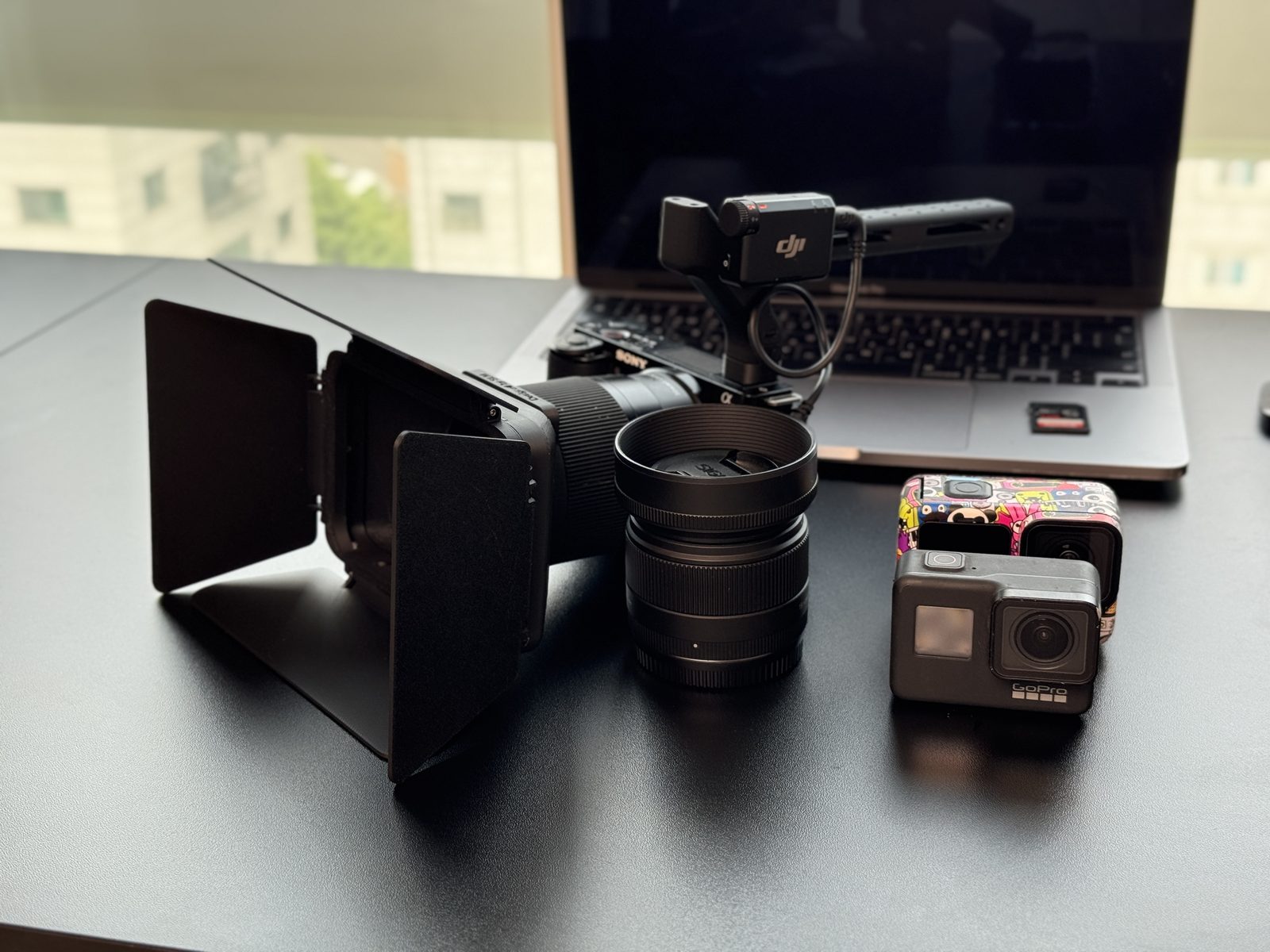 #18 ACC-MATTE BOX+GRIP HANDLE for Professional — vue 14
