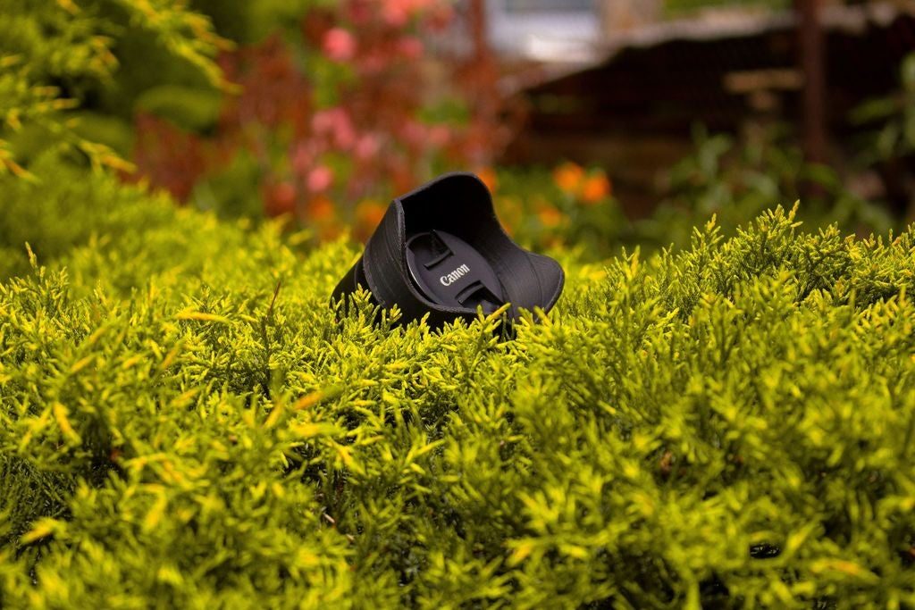 #18 Canon lens hood 50 mm — vue 4