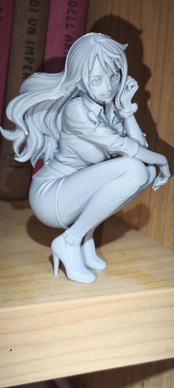 #18 Nami crouched one color or Ams — vue 2