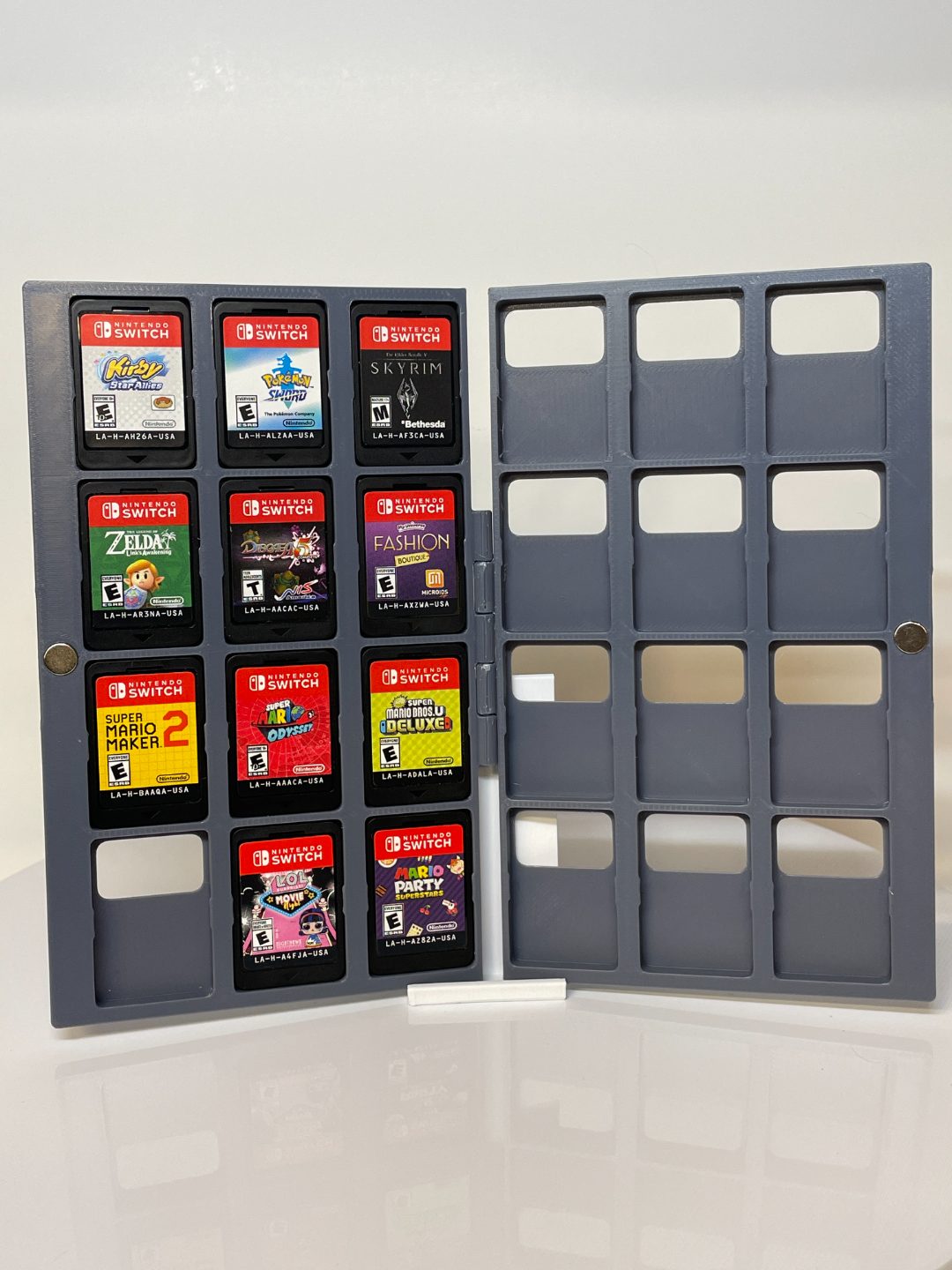 #18 Nintendo Switch Game Cartridge Case — vue 1