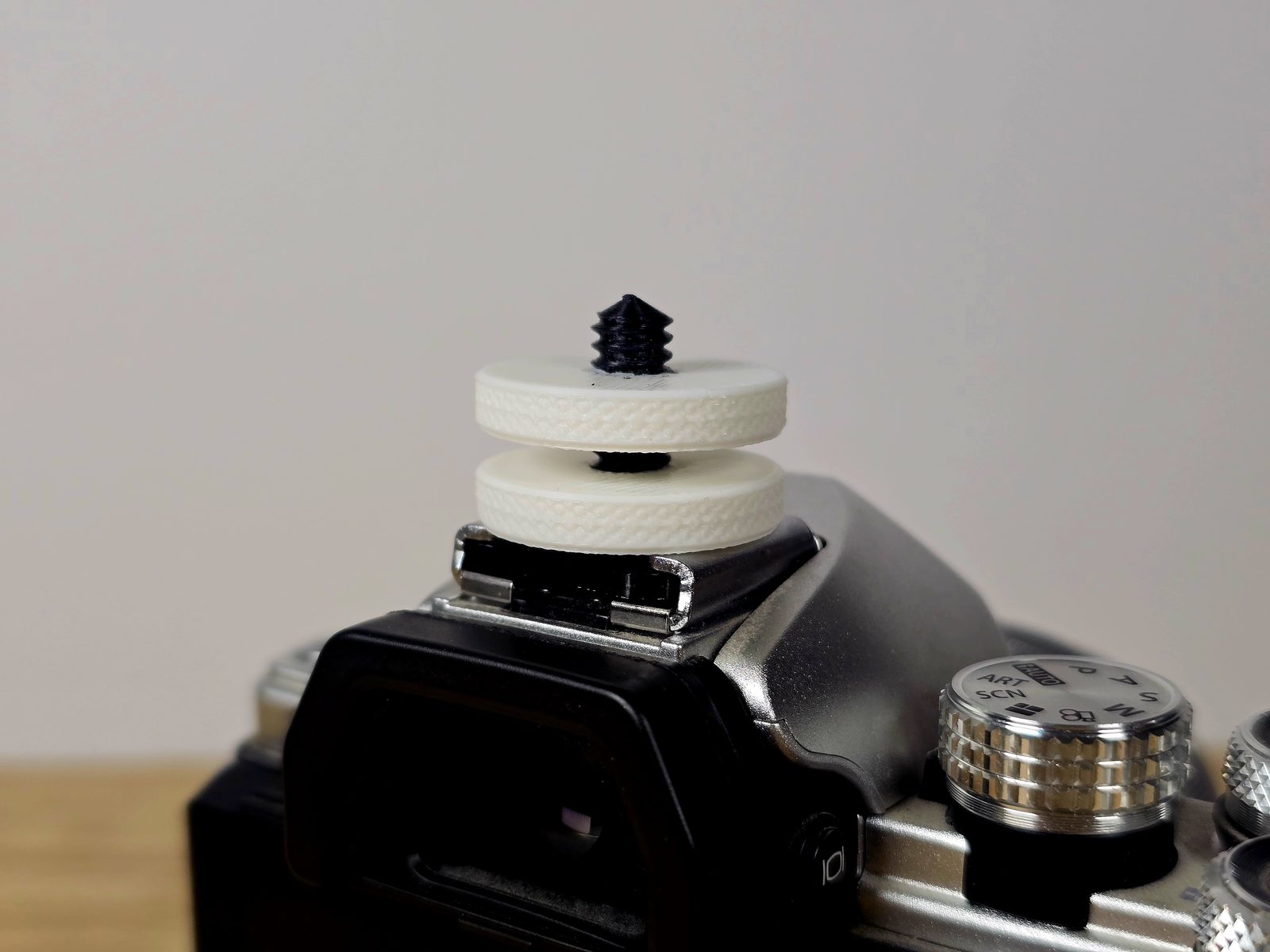 #19 1 4 -20 Hot Shoe - Adjustable Camera Adapter — vue 2