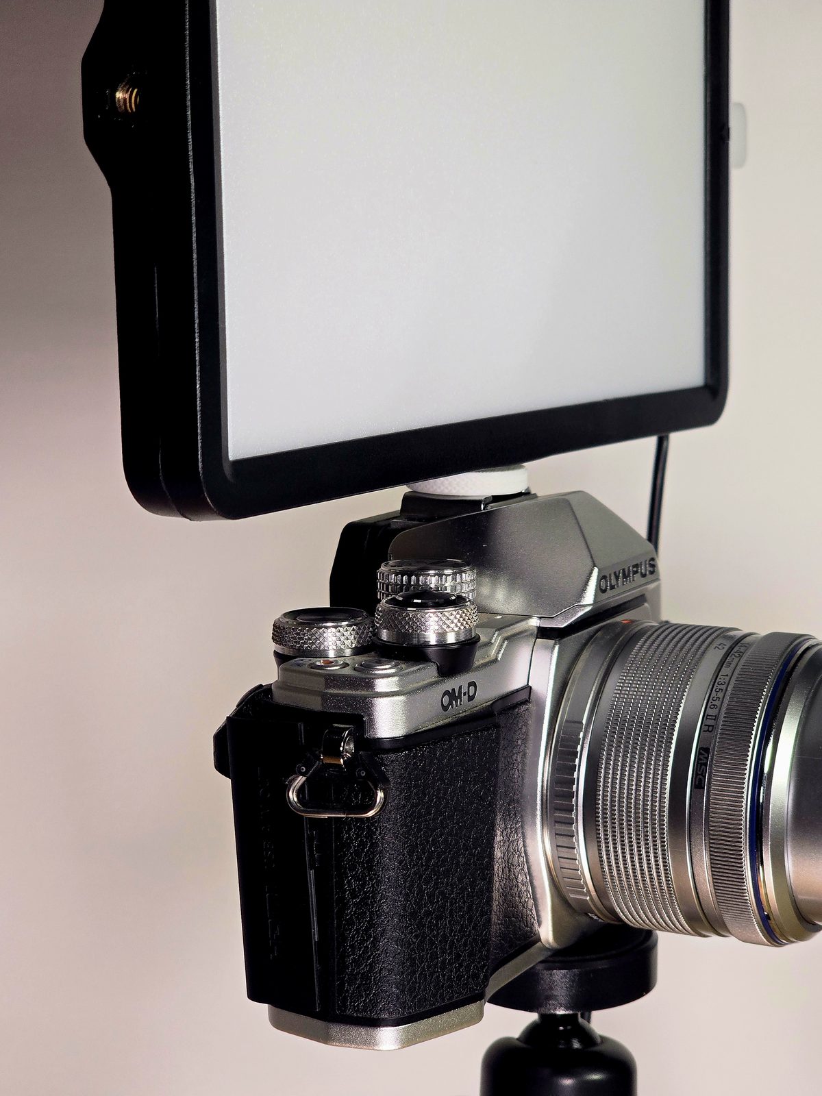 #19 1 4 -20 Hot Shoe - Adjustable Camera Adapter — vue 10