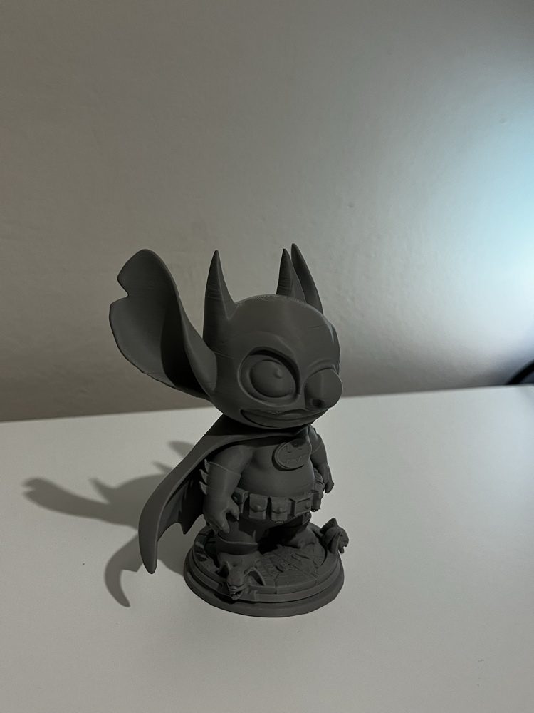 #19 Batman Stitch Figure — vue 3