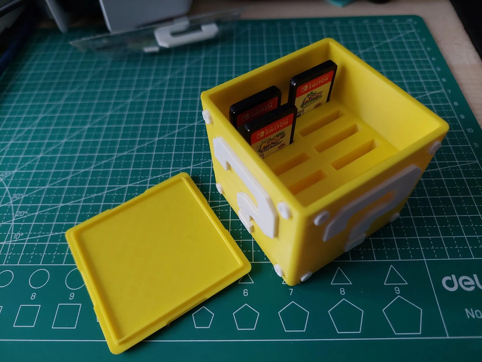 #20 Mario Question Block Switch Cartridge Box — vue 1