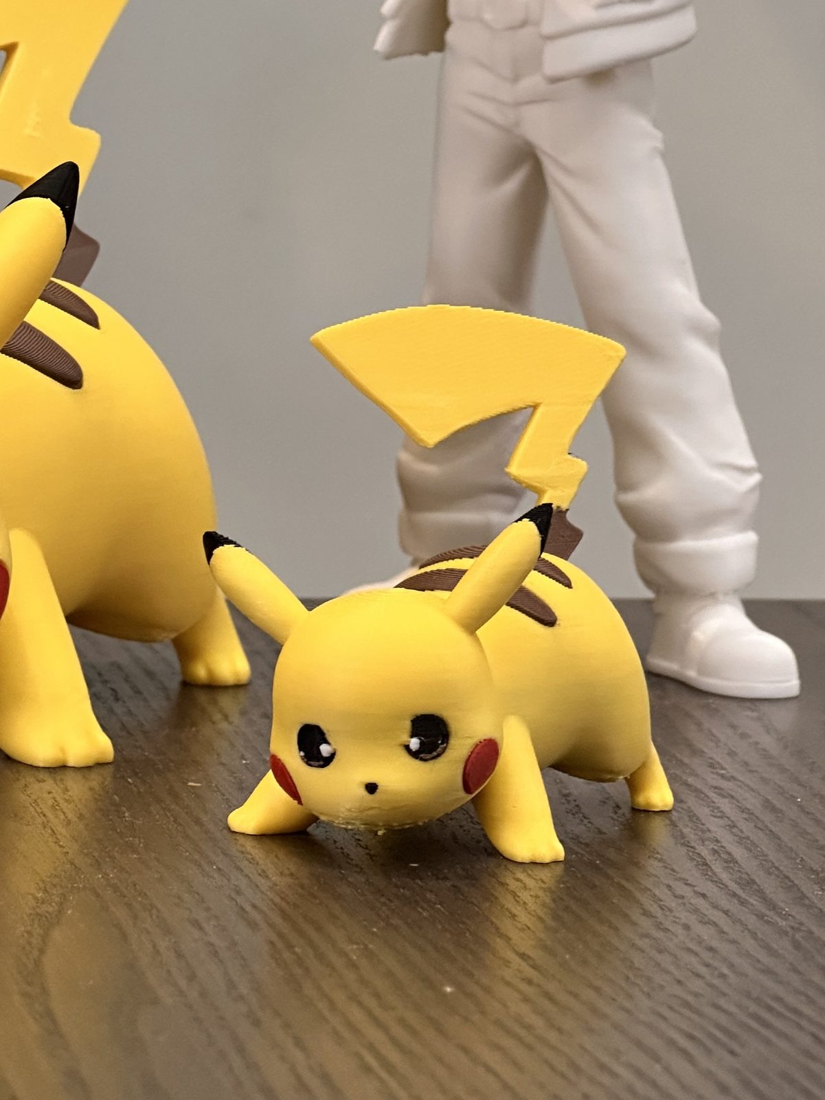 #20 Pikachu Multiparts 110mm 60mm tall — vue 2