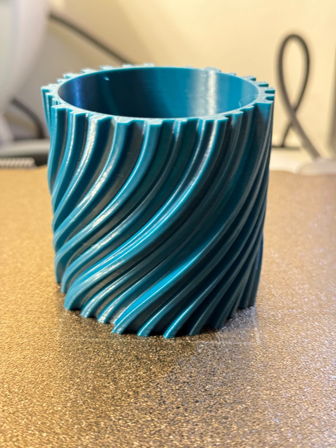 #21 Plant Pot Planter Wavy 2 twisted — vue 16