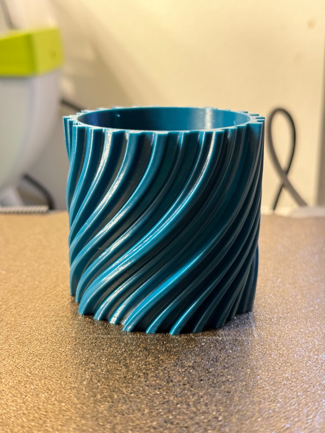 #21 Plant Pot Planter Wavy 2 twisted — vue 17