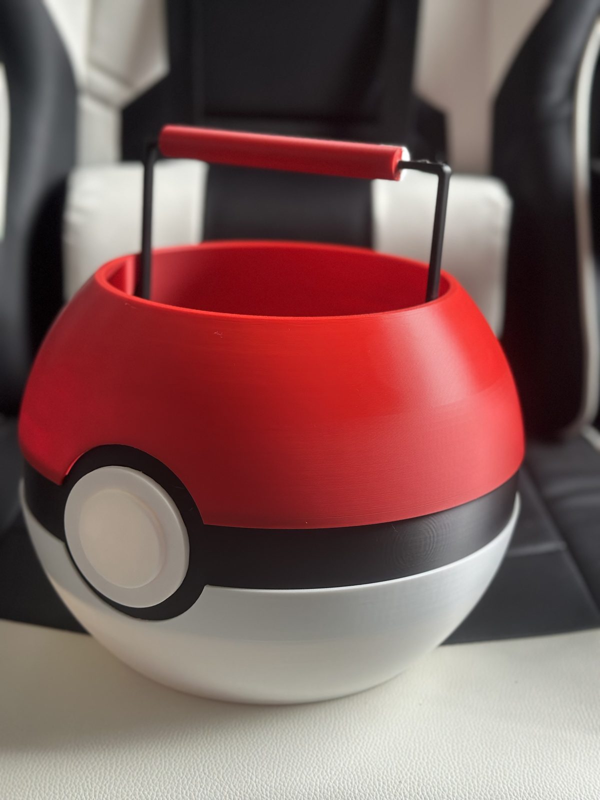 #22 Halloween Pokeball Trick or Treat Bucket — vue 8