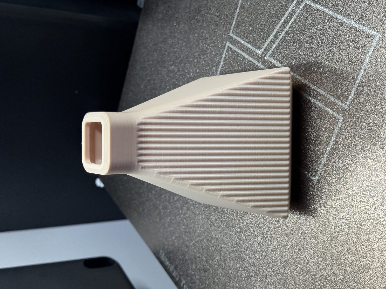 #27 Vase Striato — vue 9
