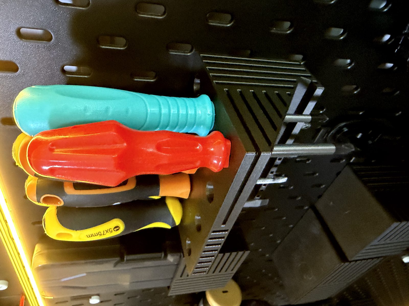 #30 OBSIDIAN - SKADIS Pegboard Boxes and Holders — vue 11