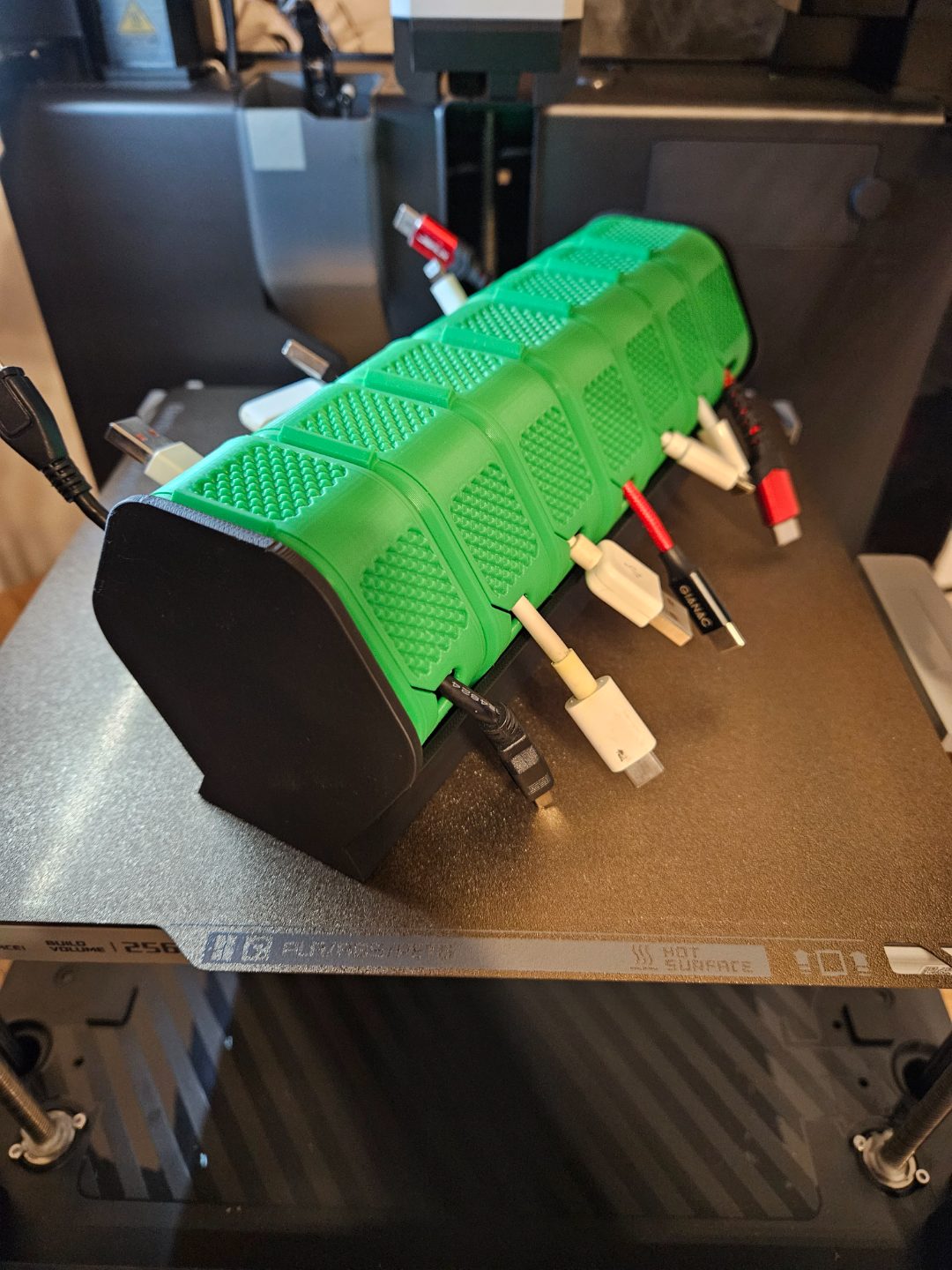 #31 Storage Box for Portable Cable Organizer — vue 2