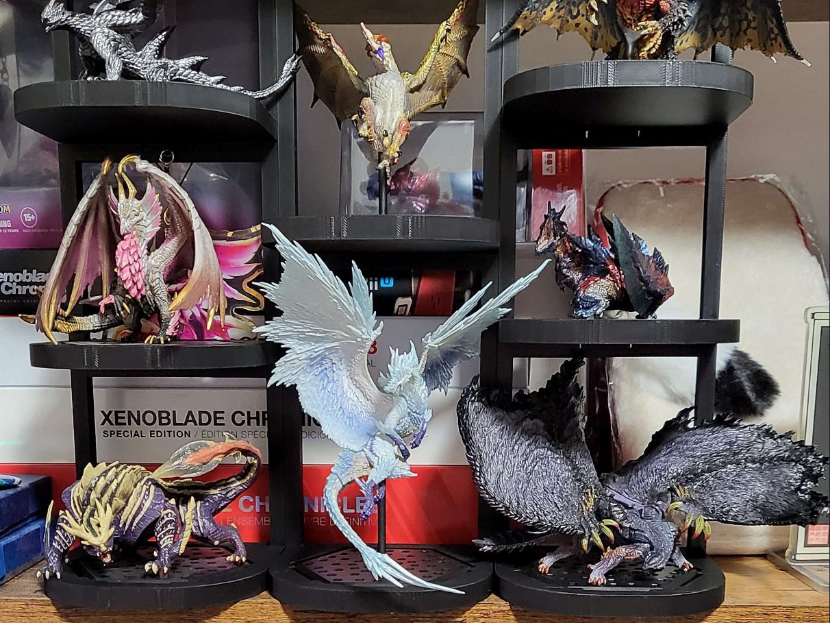 #33 Monster Hunter figure builder stackable display — vue 1