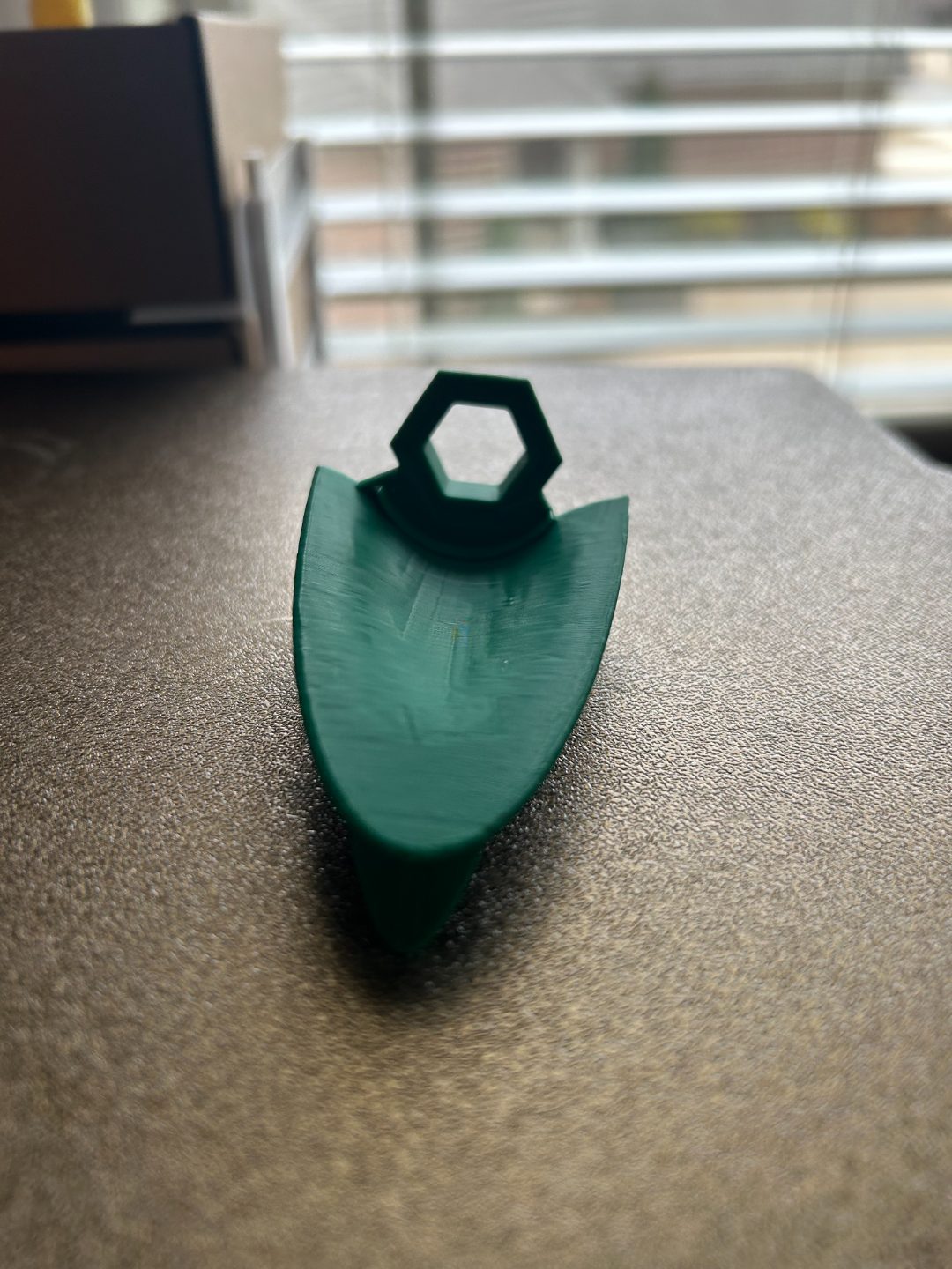 #34 Honeycomb Storage Wall HSW Spool Holder V2 — vue 3