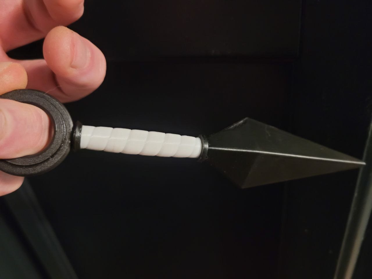 #34 Kunai Fidget Spinner — vue 3