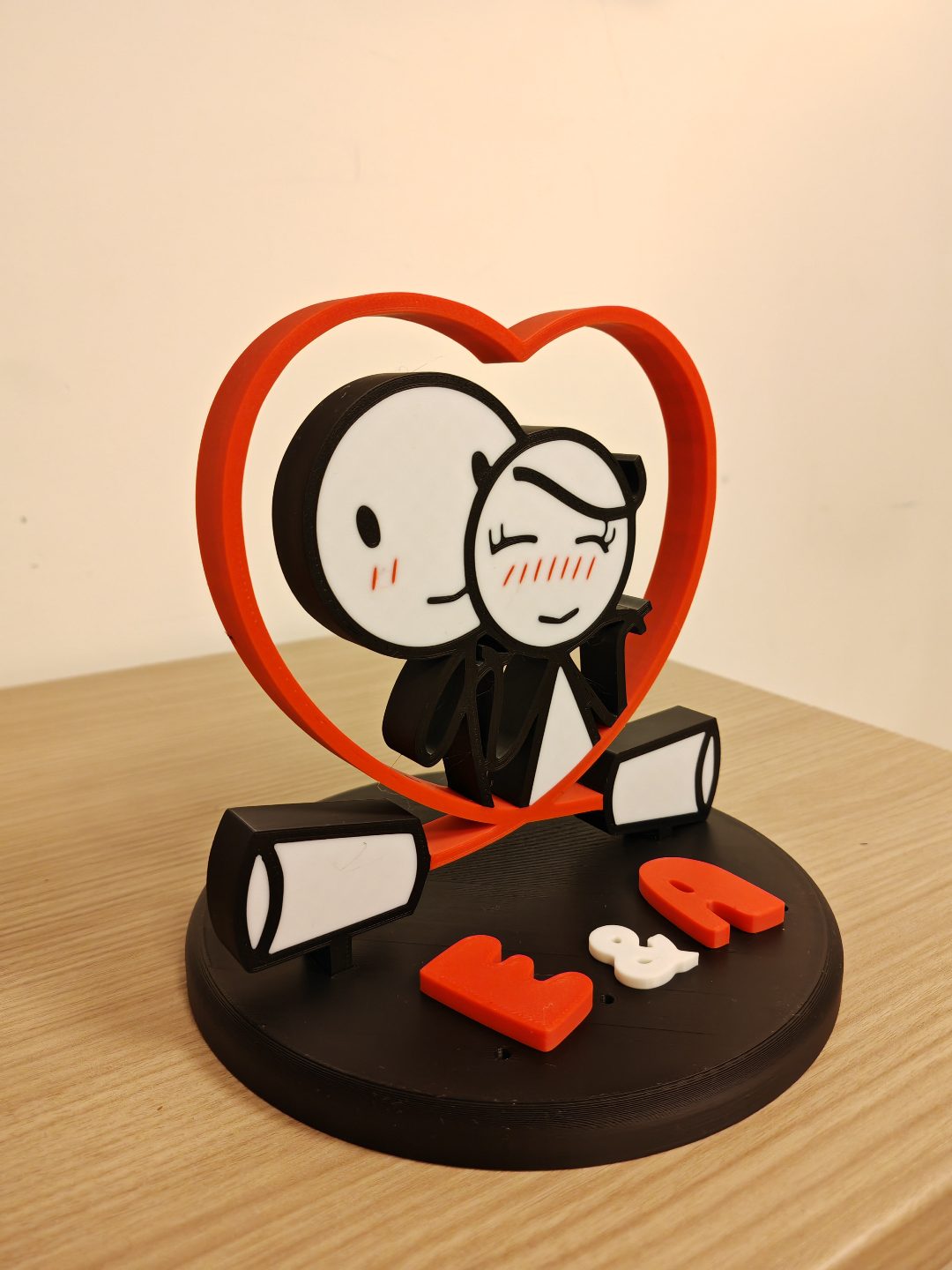 #35 Couple in Love Valentine's Day Customizable — vue 6