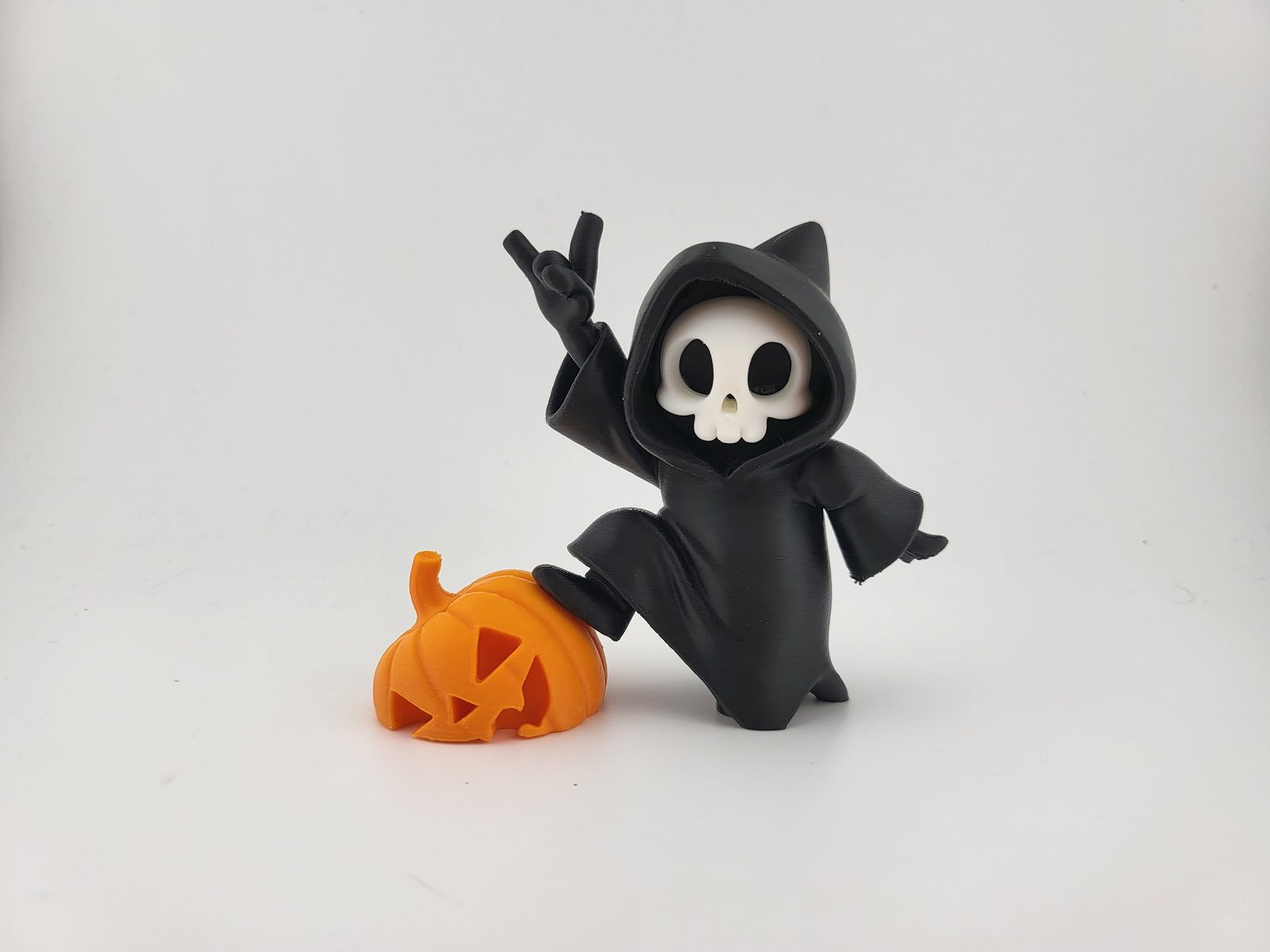 #35 Kawaii Grim Reaper with Pumpkin – Spooky Halloween — vue 8