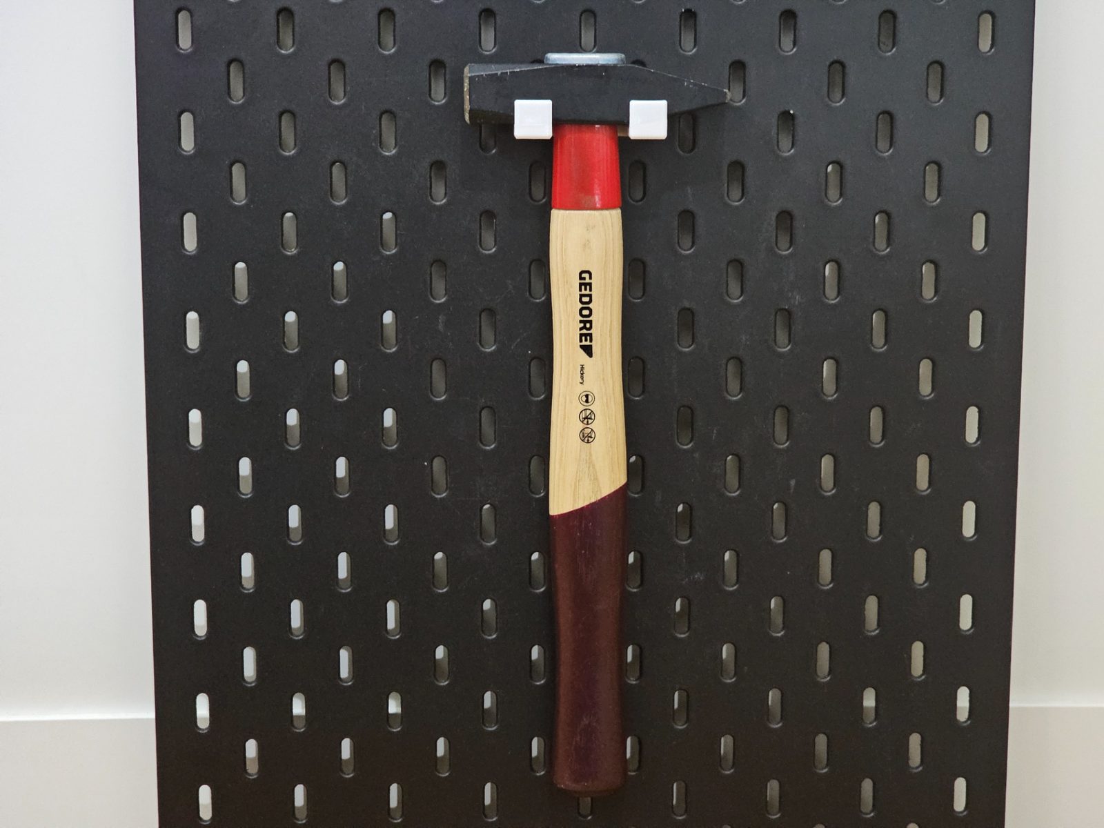 #35 Locksmith's Hammer Holder for IKEA Skadis — vue 4