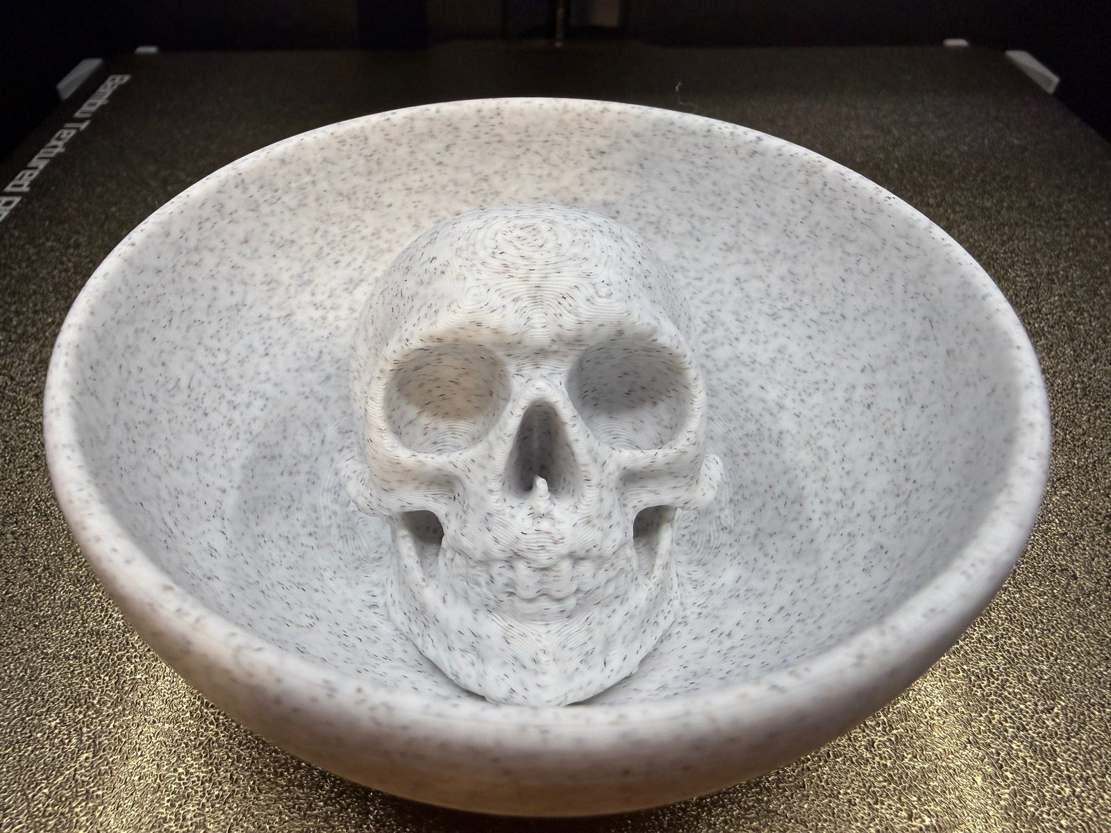 #36 Totenkopf Schüssel Halloween — vue 2