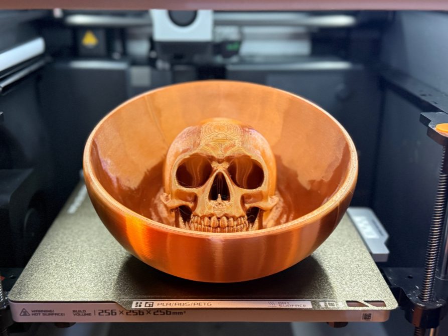 #36 Totenkopf Schüssel Halloween — vue 3