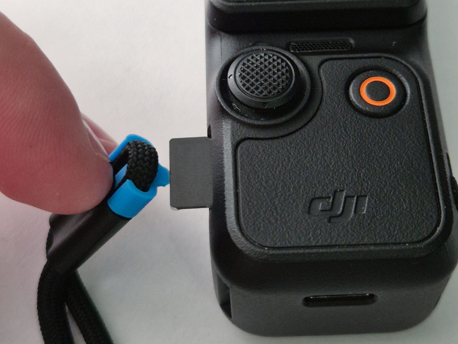 #37 dji osmo pocket 3 microSD card remover — vue 3