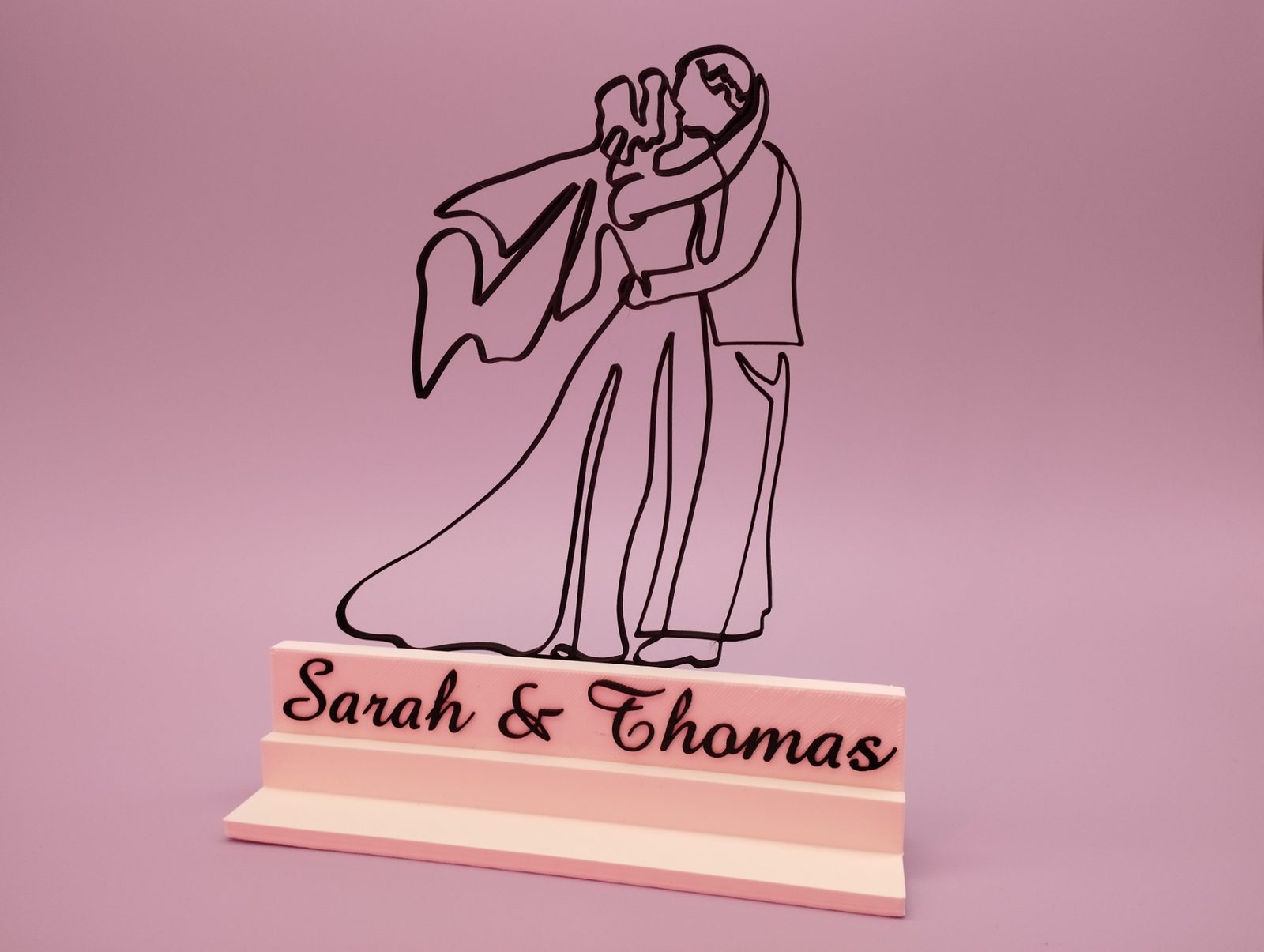 #39 customizable Lineart Wedding name plate — vue 1