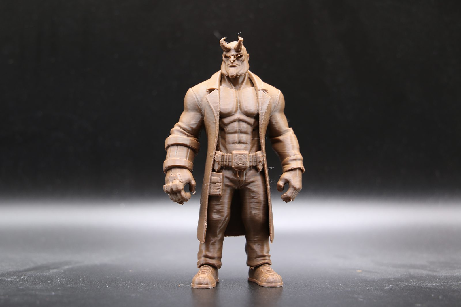 #41 Hellboy Desktop Buddy — vue 4