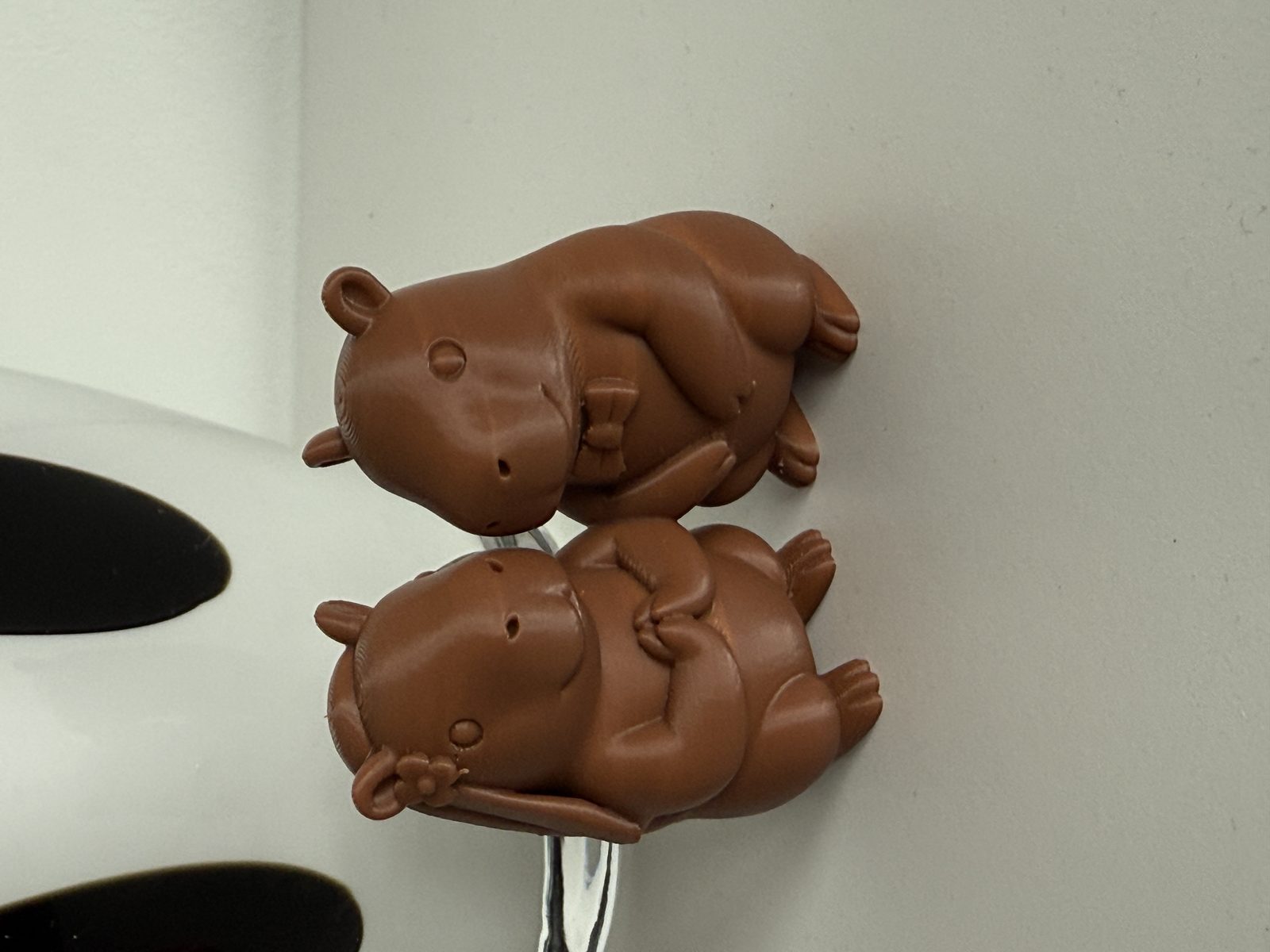 #41 Wedding Capybaras – Cute Bride & Groom — vue 8