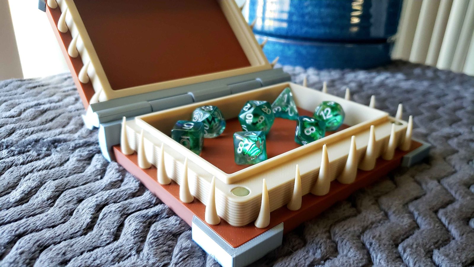 #42 Mimic Grimoire Stash Box — vue 6