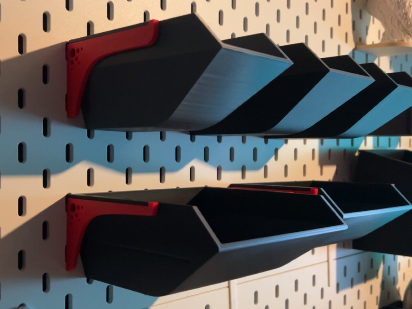 #43 Ikea skadis tray Stackers — vue 2