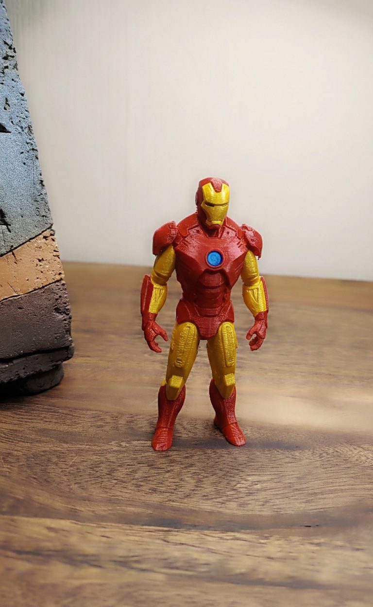 #44 Marvel’s Iron Man – High Detail Desk Toy — vue 1