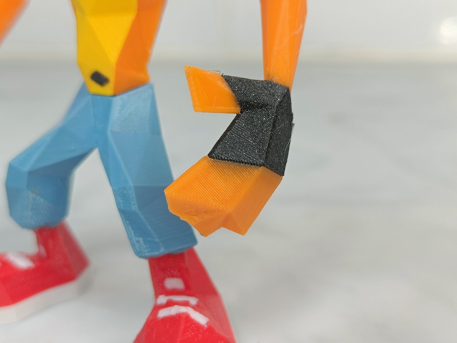 #47 Low poly retro Crash figure — vue 8