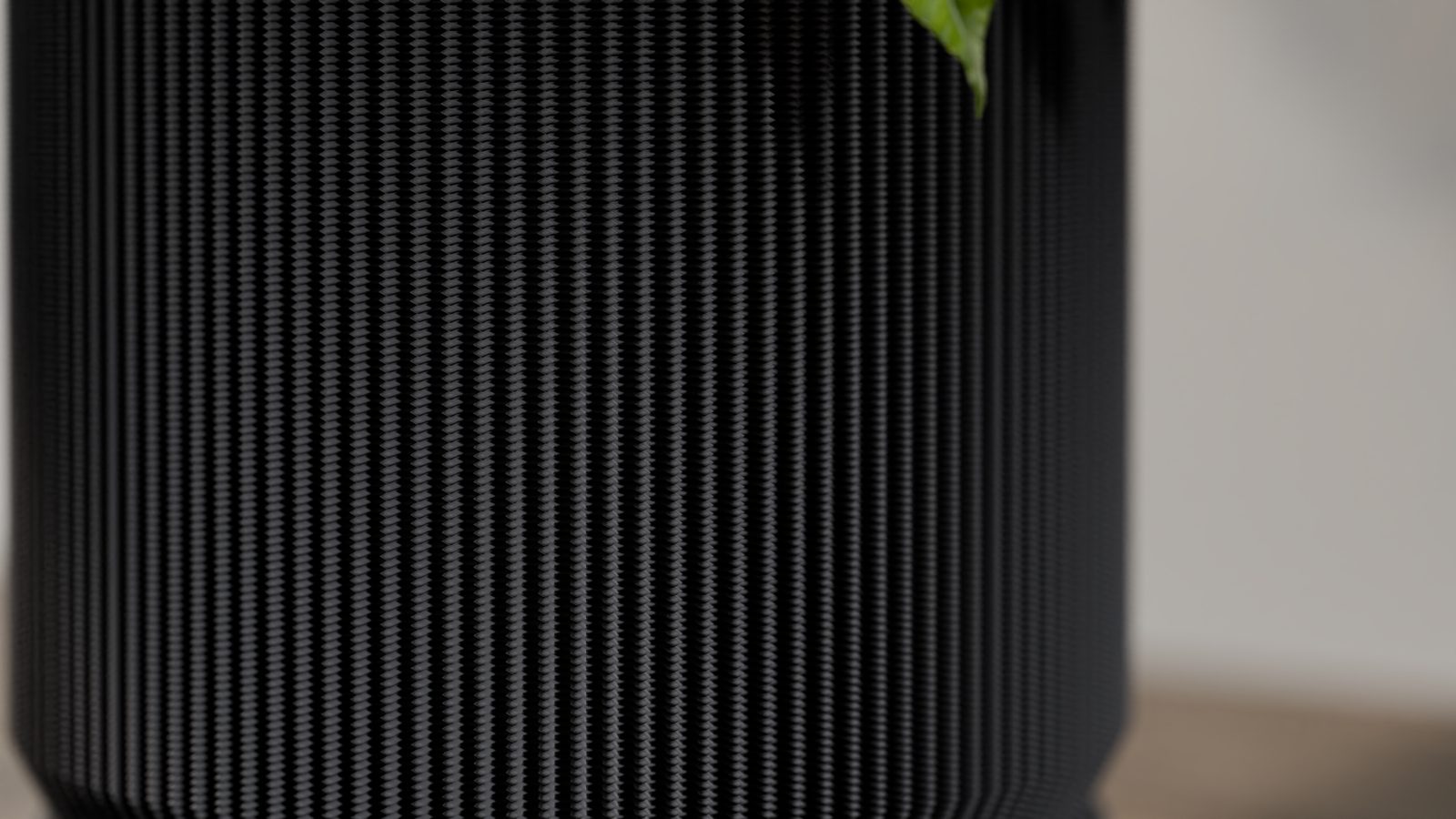 #47 Mid Century Modern Ribbed Planter with Drip Tray — vue 10