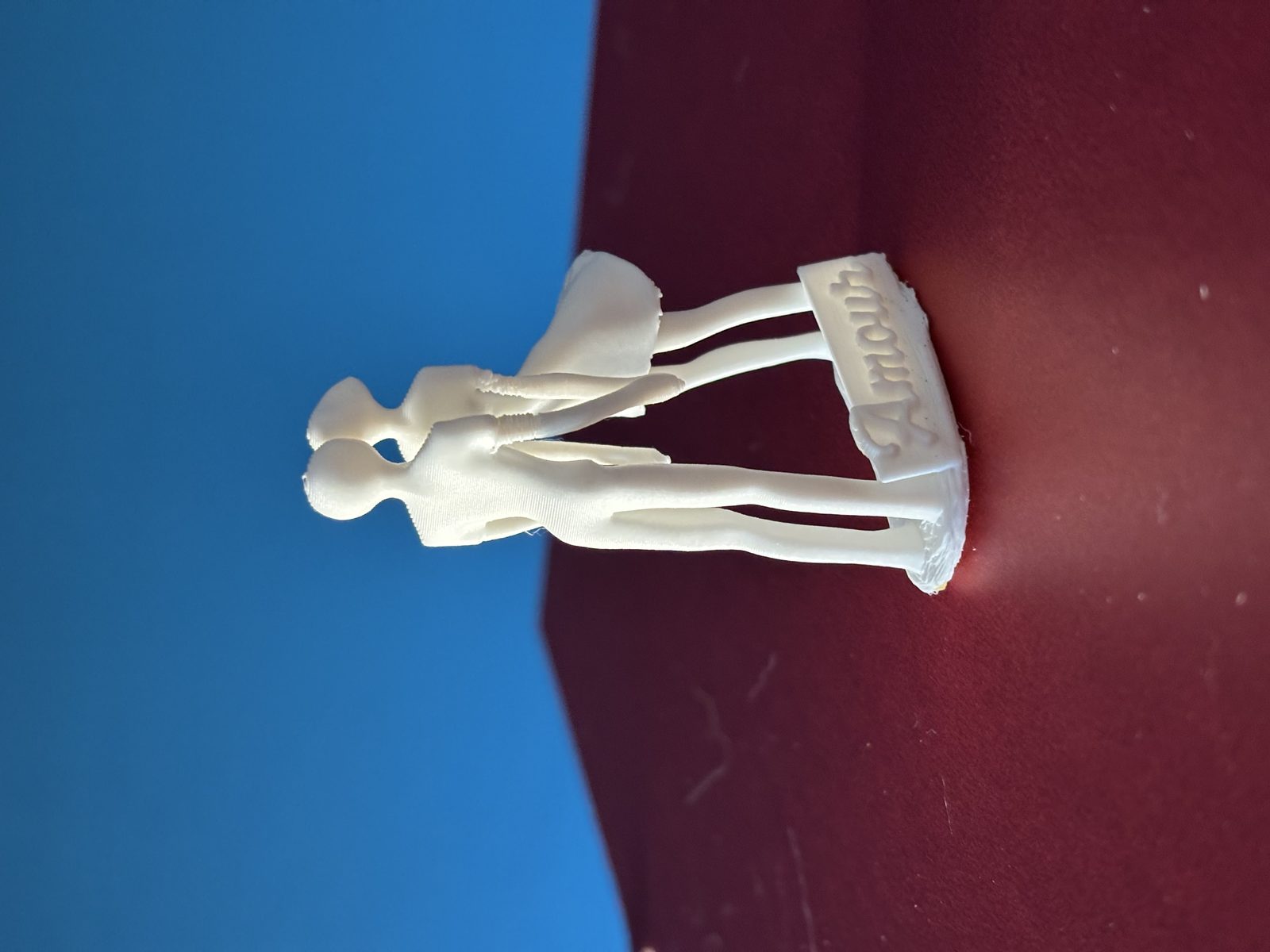 #48 Coppia Innamorata Statua — vue 4