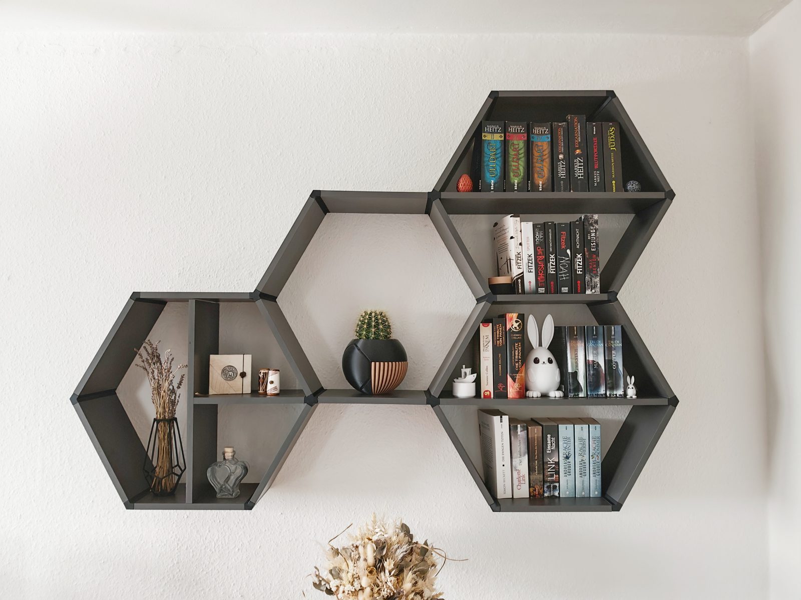 #48 Hex Shelf – Modular Wall System — vue 4