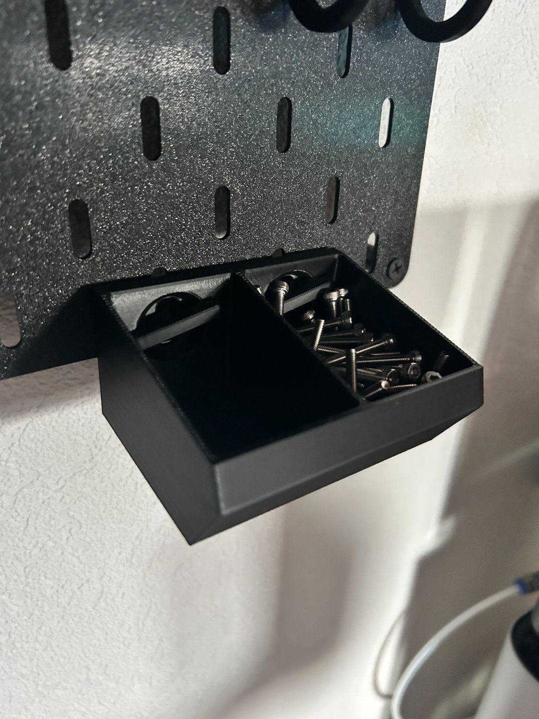 #49 IKEA SKADIS TRAY — vue 2